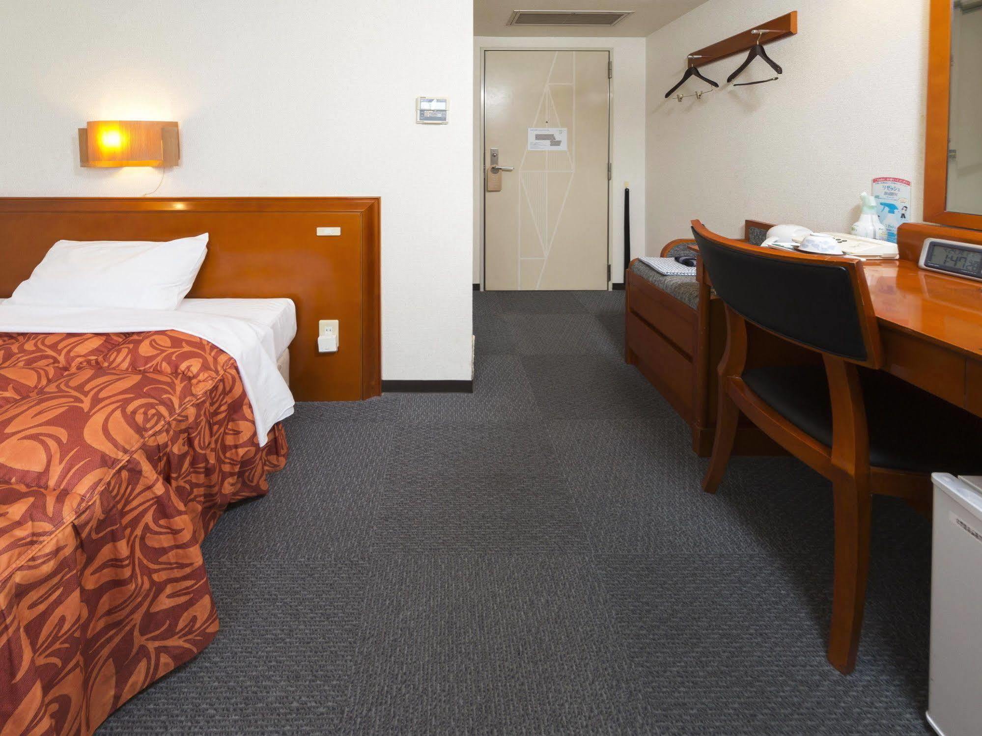 Hotel Minatoya Kōchi Esterno foto